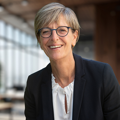 Claudia Rivinius EN