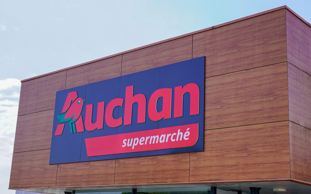 Grande distribution : près de 300 supermarchés Auchan    vont passer sous enseigne Intermarché